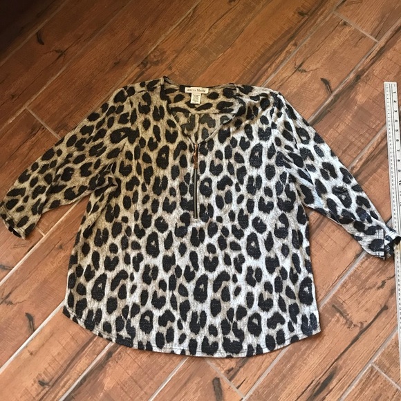 Rebecca Malone Tops - Rebecca Malone size‎ XL